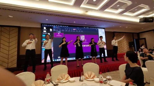 山東新生家長聯誼會 保持熱愛 奔赴 深 海